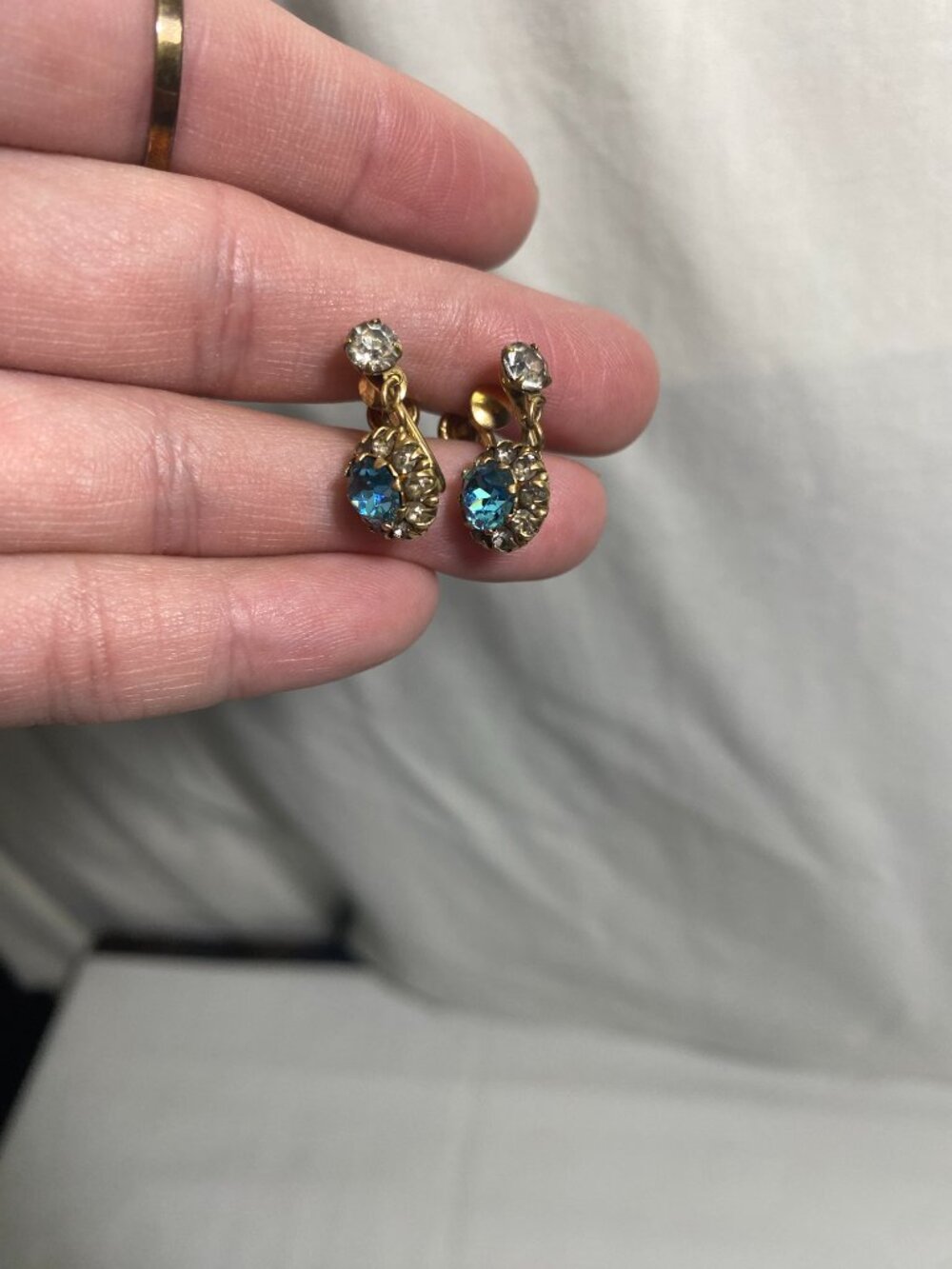 Vintage 1/20 10K GF Blue Rhinestone Screw Back Dangle Earrings Gold Filled